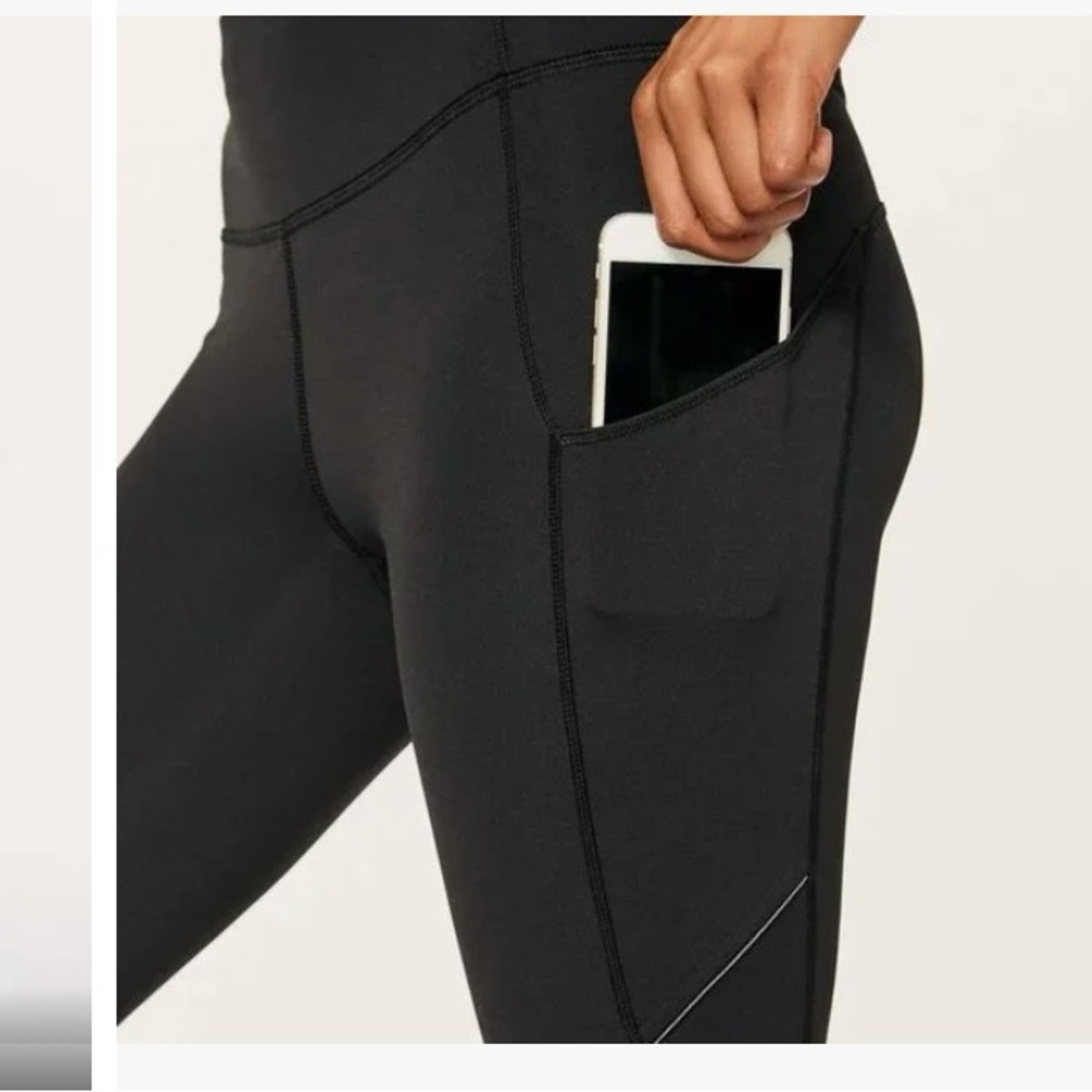 Lululemon size 4 run on tights. Like new